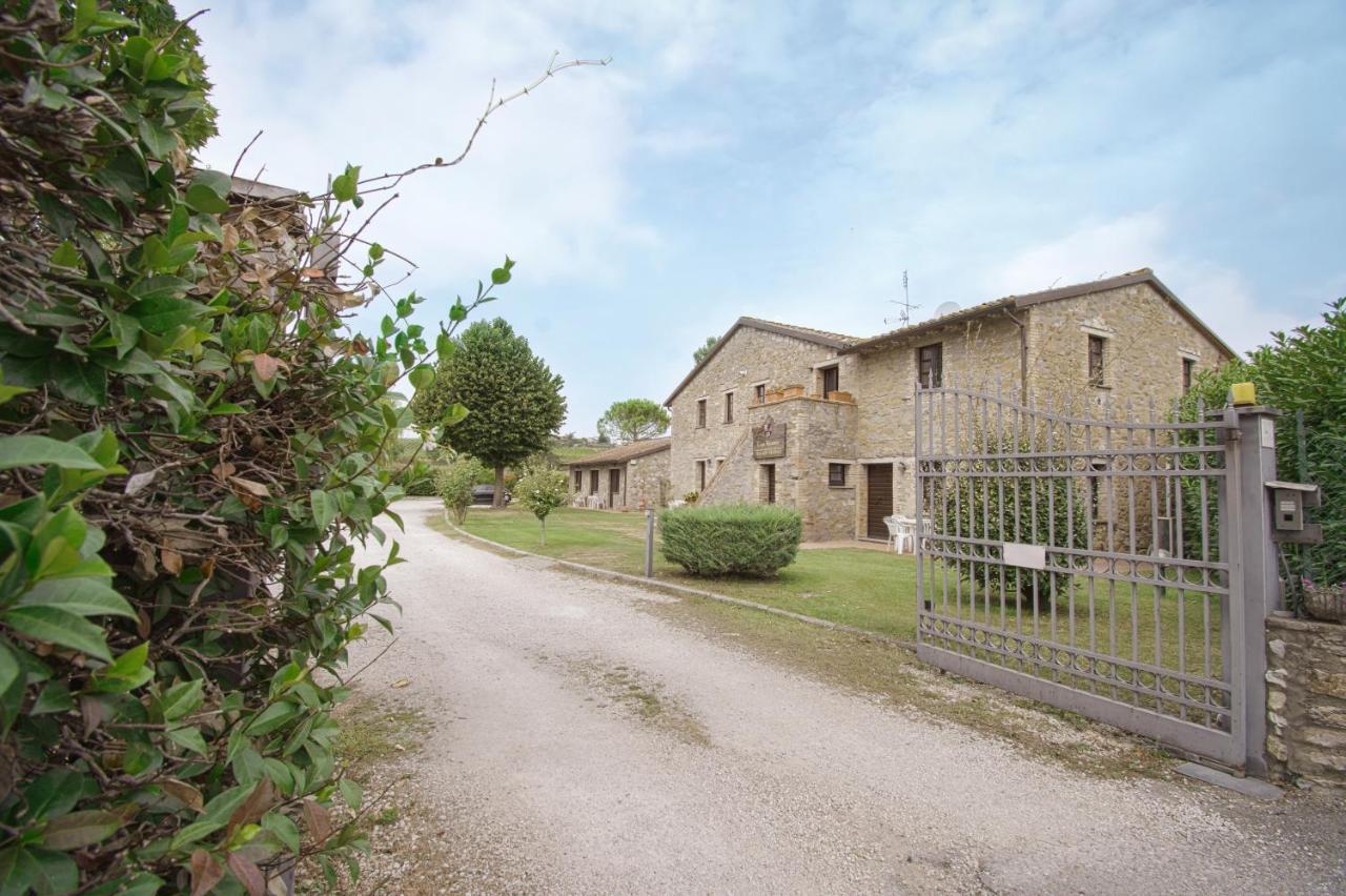 Casa Vacanze Vecchio Granaio Magione Exteriér fotografie